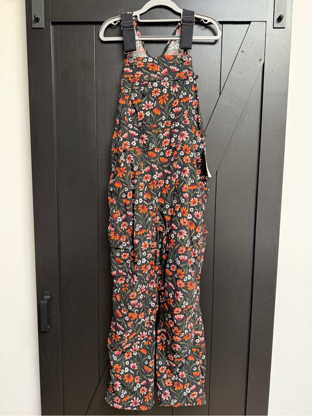 NWT Duluth Women's Heirloom Gardening Bib Overalls in Black Coneflower Small 29” - Picture 8 of 16